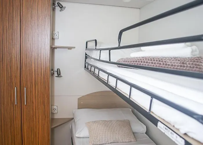 Auto-kamp Dvije Suze 1 Bristane